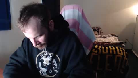 Snapshot of kuggy570 chatting on 02-08-26, 01:14 Kuggy online show from 02-08-26, 01:14