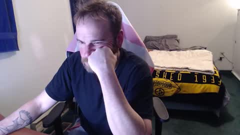 Snapshot of kuggy570 chatting on 02-17-26, 12:40 Kuggy online show from 02-17-26, 12:40