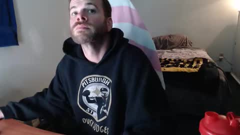 Snapshot of kuggy570 chatting on 03-18-26, 10:46 Kuggy online show from 03-18-26, 10:46