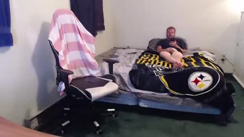 Snapshot of kuggy570 chatting on 06-15-26, 12:02 Kuggy online show from 06-15-26, 12:02