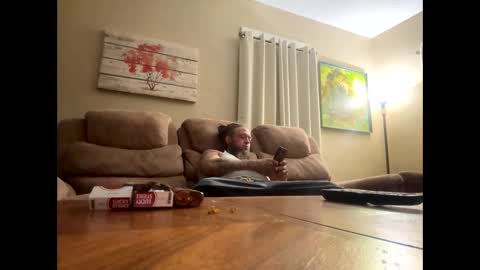 Snapshot of kuntryg83 chatting on 03-26-26, 01:44 kuntryg83 online show from 03-26-26, 01:44