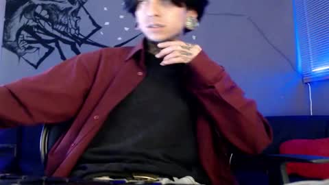 kuregari_xs online show from 10-06-25, 03:37