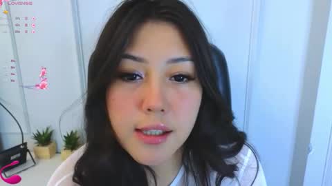 Ren online show from 09-19-25, 01:45