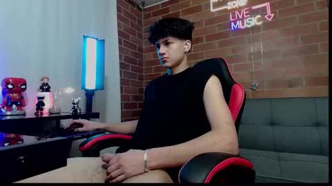 Snapshot of kurtt_ chatting on 03-21-26, 03:33 JASON online show from 03-21-26, 03:33