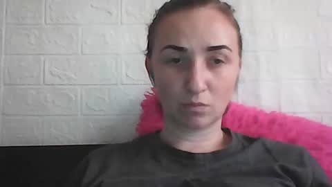 kusia032132 online show from 12-02-25, 09:47