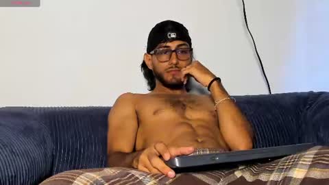 Snapshot of kuzzcoo chatting on 06-18-26, 03:05 kuzzcoo online show from 06-18-26, 03:05