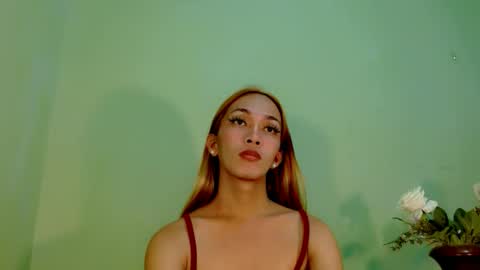 Snapshot of kween_romance chatting on 01-09-25, 06:36 Kween online show from 01-09-25, 06:36