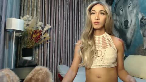 Snapshot of kween_romance chatting on 01-17-25, 02:18 Kween online show from 01-17-25, 02:18