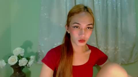 Snapshot of kween_romance chatting on 01-26-25, 01:04 Kween online show from 01-26-25, 01:04