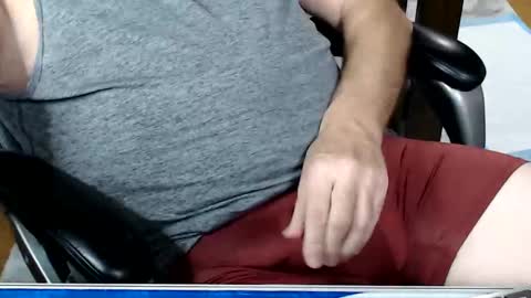 Snapshot of kwib34 chatting on 11-15-25, 10:34 kwib34 online show from 11-15-25, 10:34