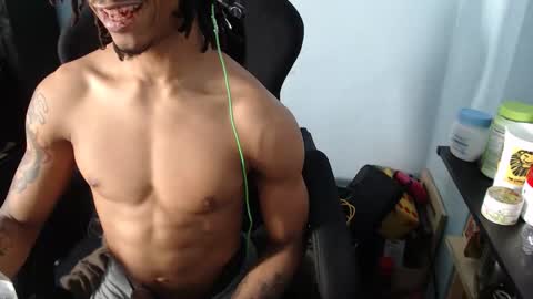 Snapshot of kwonder78 chatting on 03-08-26, 06:01 kwonder78 online show from 03-08-26, 06:01