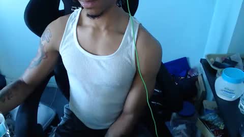 Snapshot of kwonder78 chatting on 05-29-26, 01:42 kwonder78 online show from 05-29-26, 01:42