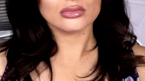 Snapshot of kxaxmichelle chatting on 04-29-26, 07:31 Kick online show from 04-29-26, 07:31