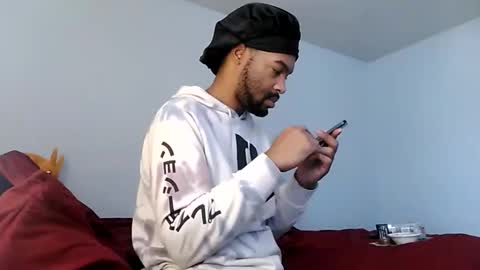 JermaineKxng online show from 12-21-25, 04:14