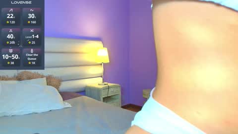 Snapshot of kya_wild chatting on 11-25-25, 04:40 kya_wild online show from 11-25-25, 04:40