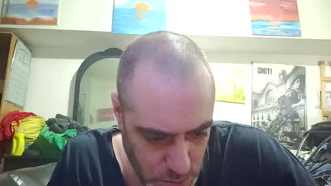 Snapshot of kyle67527 chatting on 04-05-26, 04:04 kyle67527 online show from 04-05-26, 04:04