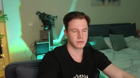 Kyle online show from 02-28-25, 06:43