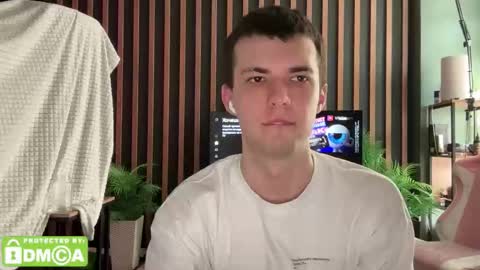 Snapshot of kyle_sxx chatting on 09-30-25, 07:35 JustDimasx online show from 09-30-25, 07:35