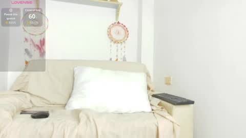 Snapshot of kyledoom_ chatting on 05-12-26, 05:43 K Y L E online show from 05-12-26, 05:43