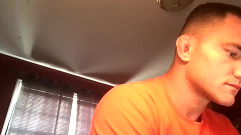 Snapshot of kylegotittt chatting on 12-07-24, 03:08 Hotbody545 online show from 12-07-24, 03:08