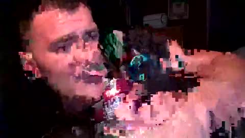 Snapshot of kylegotittt chatting on 02-08-25, 05:08 Hotbody545 online show from 02-08-25, 05:08