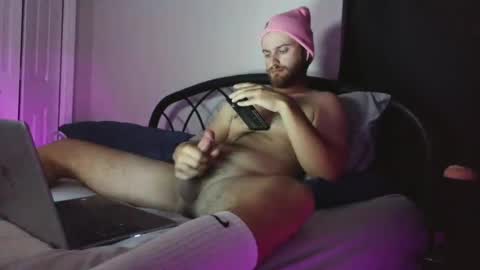 kylen7981 online show from 06-19-26, 01:10