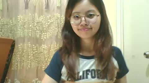 its me KYLIE online show from 09-18-25, 01:13