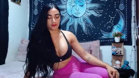 Snapshot of kylie_capricorn chatting on 09-18-25, 01:18 kylie online show from 09-18-25, 01:18