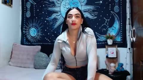 Snapshot of kylie_capricorn chatting on 09-19-25, 09:15 kylie online show from 09-19-25, 09:15