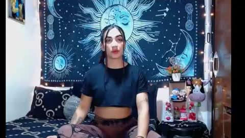 kylie online show from 06-12-26, 12:20
