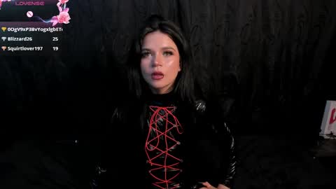 Snapshot of kylie_foxx1 chatting on 02-18-25, 04:26 submissive demon Please help me to reach 500 thumbs up online show from 02-18-25, 04:26