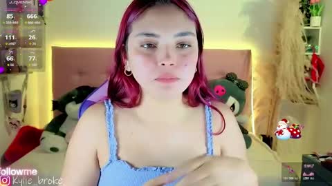 Snapshot of kylie_hottt_ chatting on 12-01-25, 09:20 k ylie online show from 12-01-25, 09:20