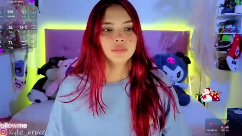 Snapshot of kylie_hottt_ chatting on 12-02-25, 11:34 k ylie online show from 12-02-25, 11:34