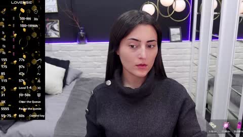 Kylie online show from 01-28-25, 01:27