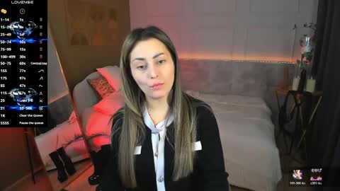 Kylie online show from 04-08-26, 05:18