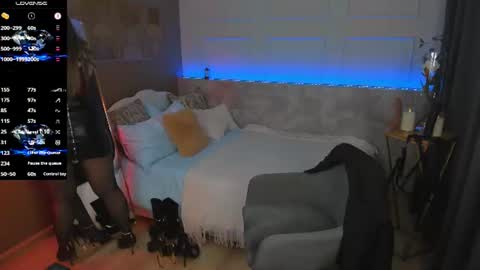 Kylie online show from 07-07-26, 06:47