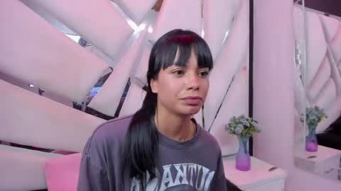 kylie online show from 06-17-26, 04:04