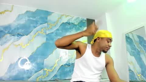 Snapshot of kylieandjhonny chatting on 09-13-25, 07:57 Kaylie And Jhony online show from 09-13-25, 07:57