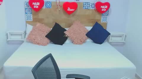 Melissa online show from 02-19-25, 02:23