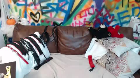 Melissa online show from 11-02-25, 10:50