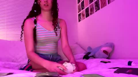 Kylie online show from 02-18-25, 02:59