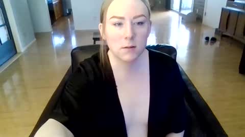 kylieredd online show from 05-24-26, 09:53