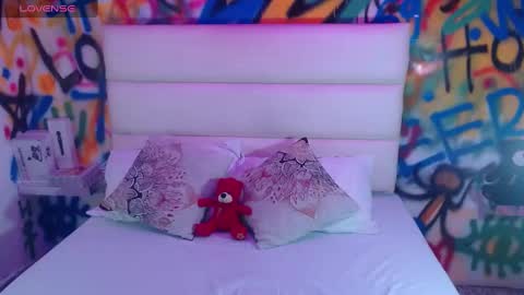 Kylie online show from 01-10-25, 10:50