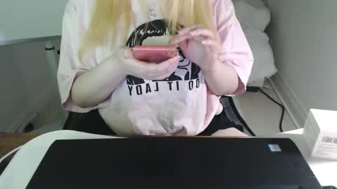 Snapshot of kymchi chatting on 04-04-26, 11:46 Check Out My NSFW OnlyFans Link On Bio online show from 04-04-26, 11:46