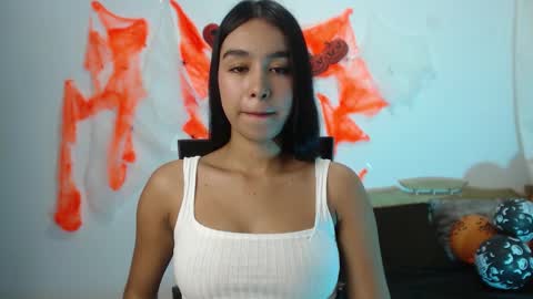 Kyra  online show from 10-22-25, 12:38