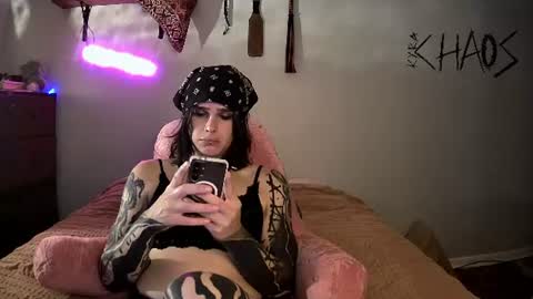 Snapshot of kyrachaos chatting on 06-18-26, 03:40 Kyra Chaos online show from 06-18-26, 03:40