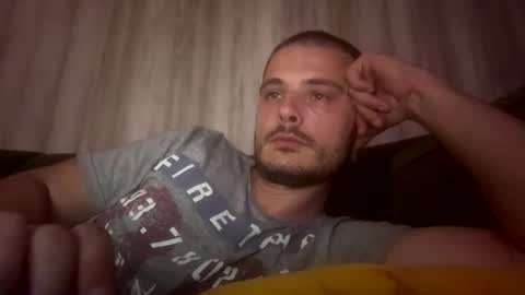 kyravee online show from 04-23-26, 08:33