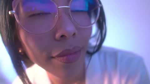 schedule 300 pm - 1100pm colombia time online show from 02-09-25, 08:34