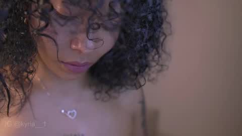 schedule 300 pm - 1100pm colombia time online show from 02-15-25, 05:30