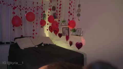 schedule 300 pm - 1100pm colombia time online show from 02-16-25, 05:26